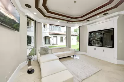 11103 Memorial Drive, Houston, TX 77024 - Photo 7