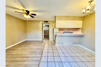 2201 North Grand Boulevard #11, Pearland, TX 77581 - Photo 5
