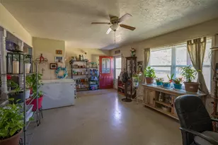 309 N Beech St, Woodville, TX 75979 - Photo 27