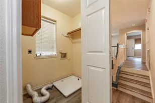 1227 Mabry Mill Rd, Houston, TX 77062 - Photo 3