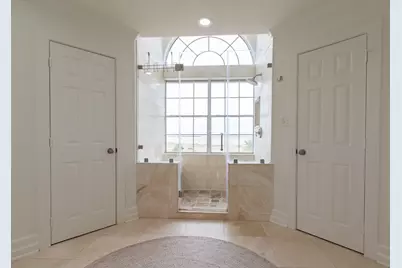 915 Tiki Drive, Tiki Island, TX 77554 - Photo 17