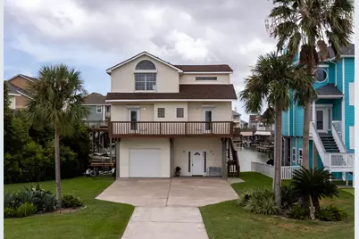 915 Tiki Drive, Tiki Island, TX 77554 - Photo 1