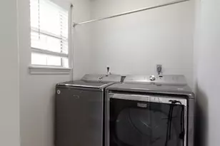 915 Tiki Dr, Tiki Island, TX 77554 - Photo 27
