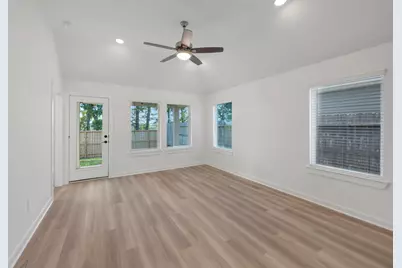 10346 Navarro Path, Montgomery, TX 77316 - Photo 19