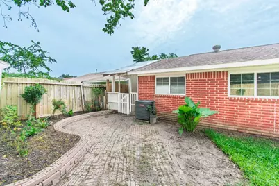12906 Southspring Drive, Houston, TX 77047 - Photo 21