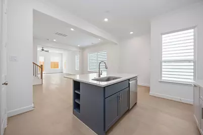 833 Fisher Street #C, Houston, TX 77018 - Photo 5