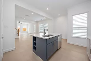 833 Fisher St, Houston, TX 77018 - Photo 5