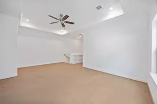 833 Fisher St, Houston, TX 77018 - Photo 13