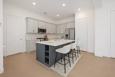 833 Fisher Street #C, Houston, TX 77018 - Photo 3