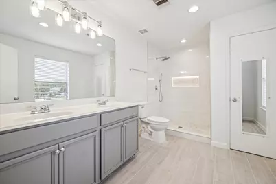 2950 Valiant Scene Court, Houston, TX 77038 - Photo 11