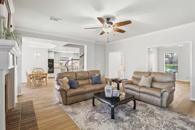 2023 Garden Terrace Drive, Katy, TX 77494 - Photo 9