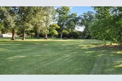 000 Winfree, Dayton, TX 77535 - Photo 3