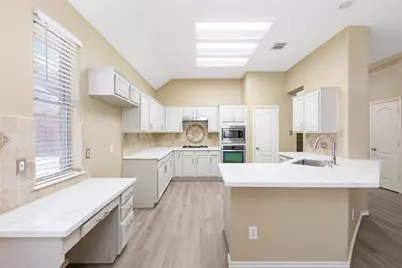 4531 Williamhurst Lane, League City, TX 77573 - Photo 13