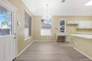 4531 Williamhurst Ln, League City, TX 77573 - Photo 11