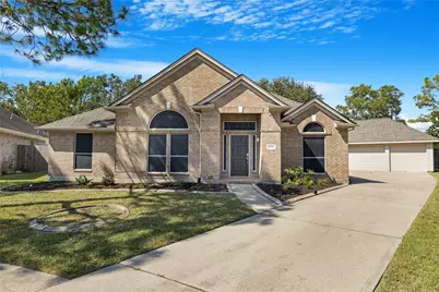 4531 Williamhurst Lane, League City, TX 77573 - Photo 1
