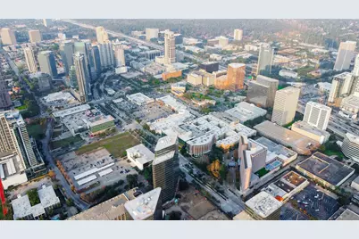 1901 Post Oak Boulevard #1106, Houston, TX 77056 - Photo 23