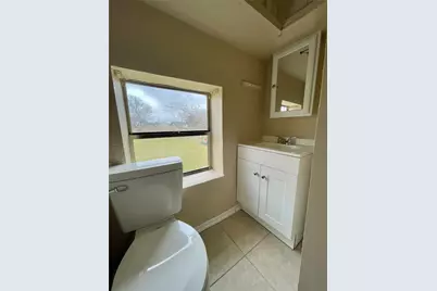 222 S Avenue G, Freeport, TX 77541 - Photo 11