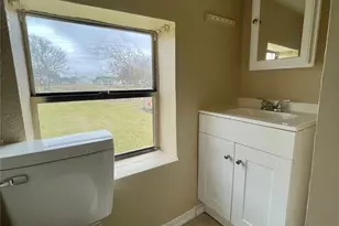 222 S Avenue G, Freeport, TX 77541 - Photo 11