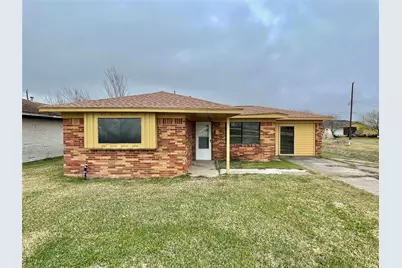 222 S Avenue G, Freeport, TX 77541 - Photo 1