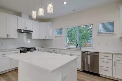 1211 E 32nd Street, Houston, TX 77022 - Photo 11