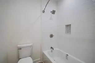 1211 E 32nd St, Houston, TX 77022 - Photo 25