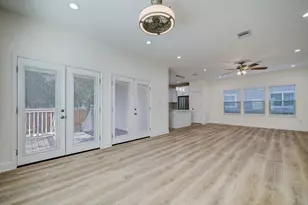 1211 E 32nd St, Houston, TX 77022 - Photo 7