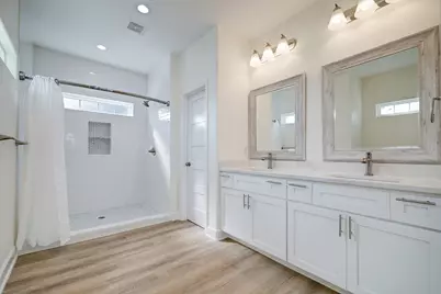 1211 E 32nd Street, Houston, TX 77022 - Photo 19
