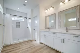 1211 E 32nd St, Houston, TX 77022 - Photo 19