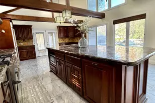 2502 Lake Gardens Ct, Kingwood, TX 77339 - Photo 11