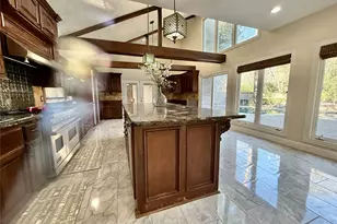 2502 Lake Gardens Ct, Kingwood, TX 77339 - Photo 3