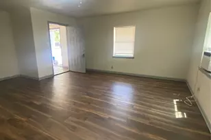 5301 Collingsworth St, Houston, TX 77026 - Photo 5