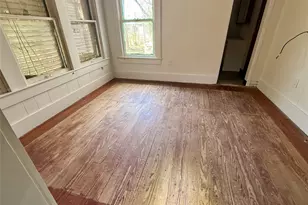 202 S Magnolia St, Highlands, TX 77562 - Photo 11