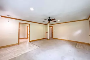 70 Rustling Oaks St, Coldspring, TX 77331 - Photo 3