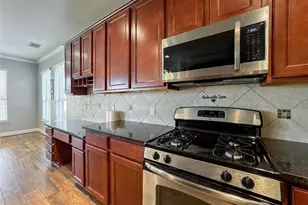 12805 Flat Creek Dr, Pearland, TX 77584 - Photo 11