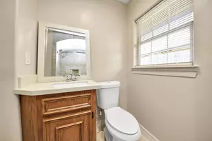 8925 Homewood Ln, Houston, TX 77078 - Photo 21