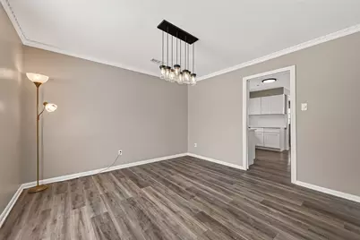 919 Longview Drive, Sugar Land, TX 77478 - Photo 13