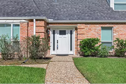 919 Longview Drive, Sugar Land, TX 77478 - Photo 3