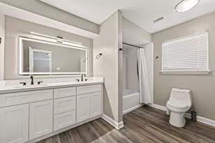 919 Longview Dr, Sugar Land, TX 77478 - Photo 25