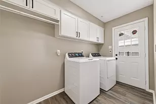 919 Longview Dr, Sugar Land, TX 77478 - Photo 21