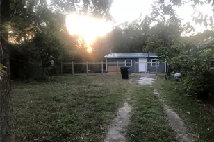 4109 Edison St, Houston, TX 77009 - Photo 5