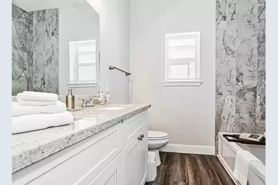 5426 E Houston Road, Houston, TX 77028 - Photo 17