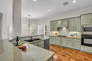 26 Dove Trace Cir, The Woodlands, TX 77382 - Photo 21
