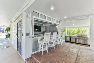 4319 Spanish Main, Jamaica Beach, TX 77554 - Photo 11
