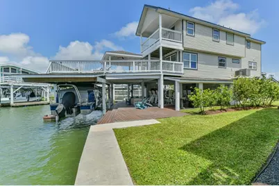 4319 Spanish Main, Jamaica Beach, TX 77554 - Photo 9