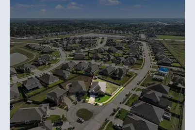 302 Bordeaux Court, Alvin, TX 77511 - Photo 37