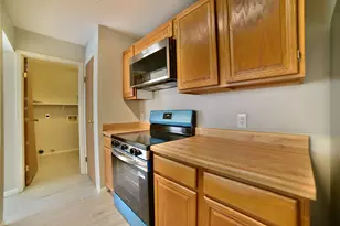 15806 Pipers View Dr, Webster, TX 77598 - Photo 5