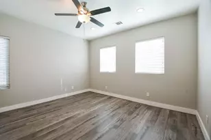 3249 Dixie Dr, Houston, TX 77021 - Photo 9