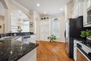 3307B W Lamar St, Houston, TX 77019 - Photo 17