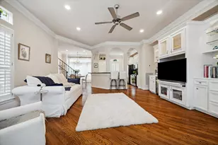 3307B W Lamar St, Houston, TX 77019 - Photo 9