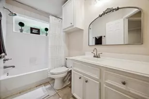 3307B W Lamar St, Houston, TX 77019 - Photo 35